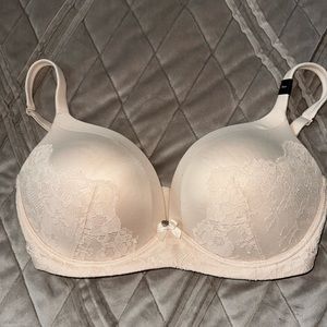 Body by Victoria bra NEW